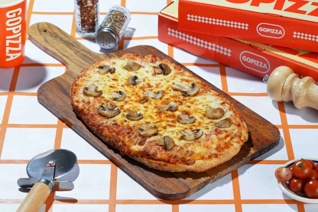 Mushroom Cheese pizza